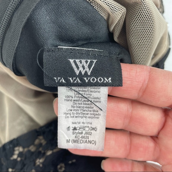 Va VA Voom Crochet Evening Party Romper Size M - Picture 8 of 14